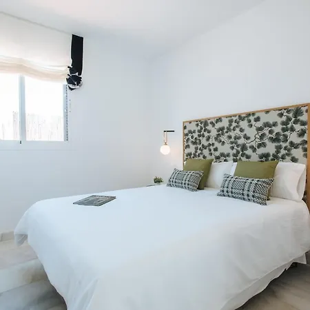 Redes Suite Apartment With Terrace Sevilla Buitenkant foto